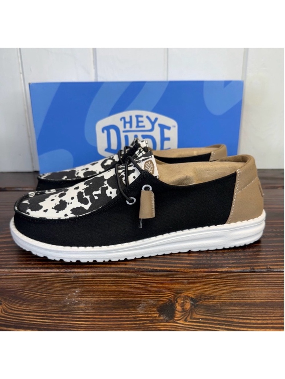 NIB Hey Dude Wendy Cowgirl Shoe